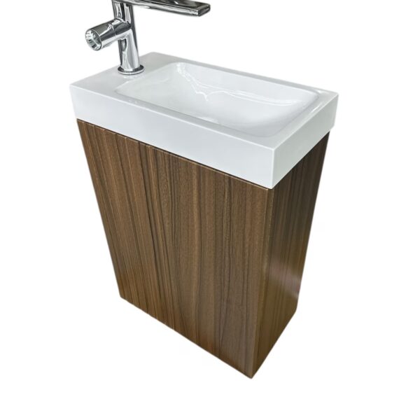 The Gill Collection – Compact Elegance - Image 3